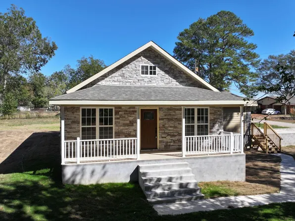 203 Rockett Ave, Clanton, AL 35045