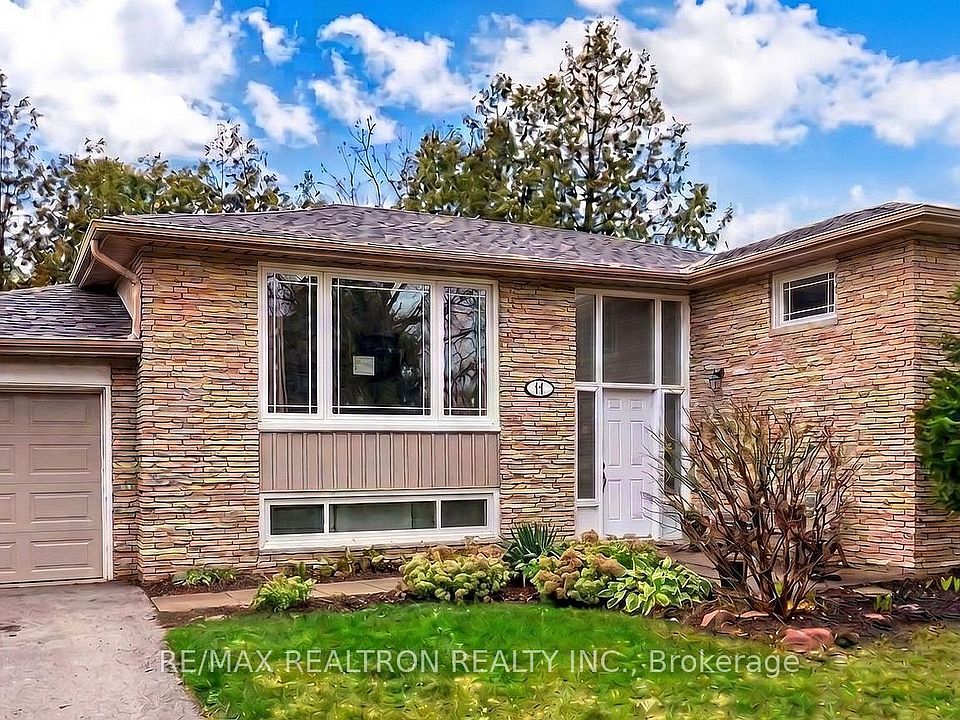 1st image of 447 Loretta Cres