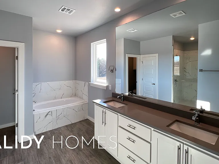 17640 Natalie Ct — Photo 19