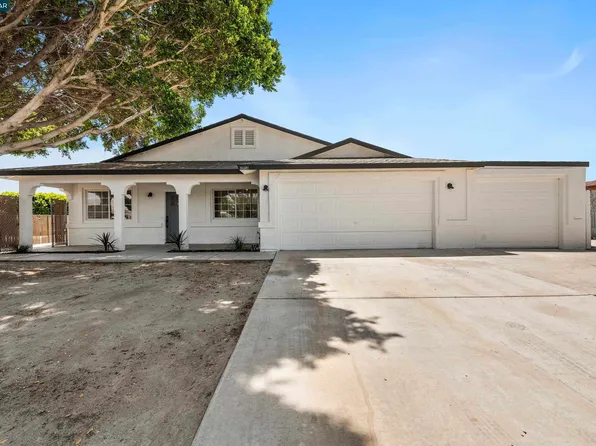 86149 Calle Bouganvilia, Coachella, CA 92236