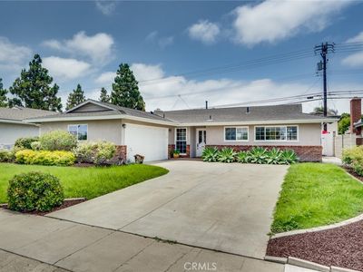 5272 Caliente Dr, Huntington Beach, CA, 92649