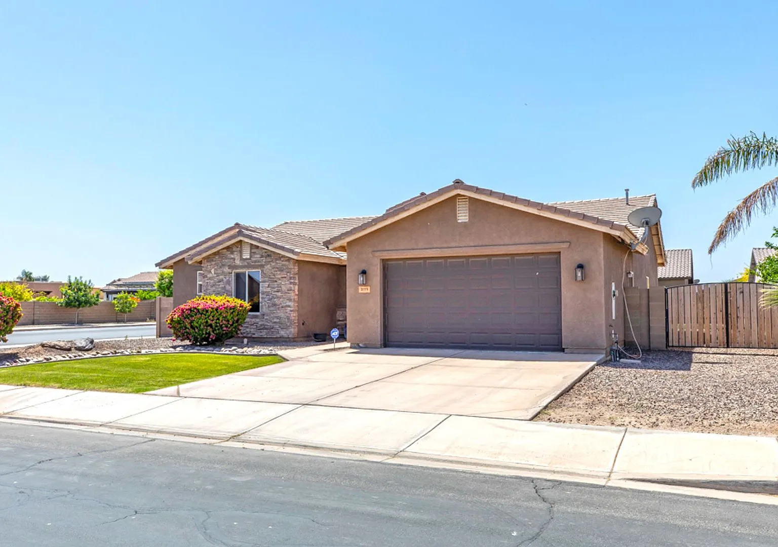 Livingston Ranch Rental — Photo 3