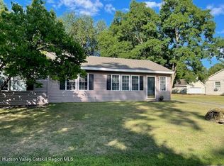 26 Holiday Ln, Cairo, NY 12413