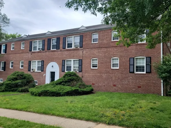 1200 N Kensington St, Arlington, VA 22205