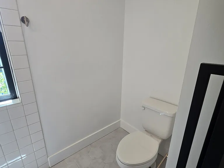 1401 Charles St #D — Photo 8
