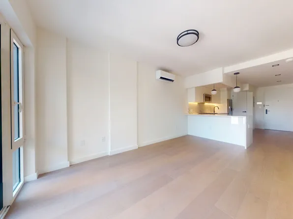 428 East 9th Street 402 image 3 of 21