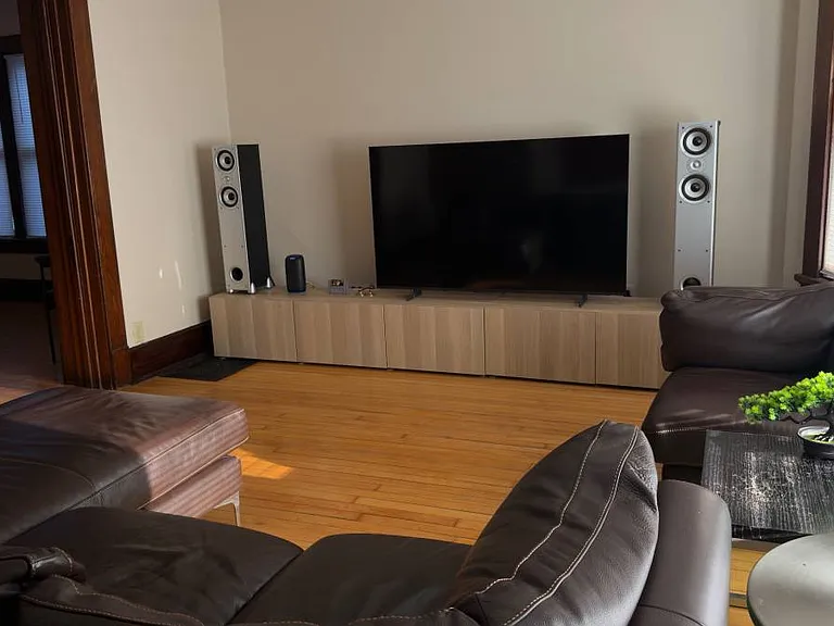 11 N Franklin St #1 — Photo 1