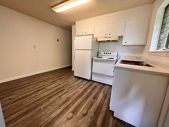5th image of 1215 E 35th St #20165991E