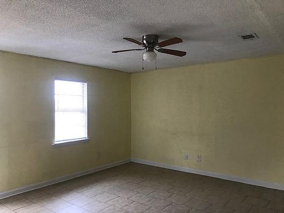 4th image of 203 9th Ave #8