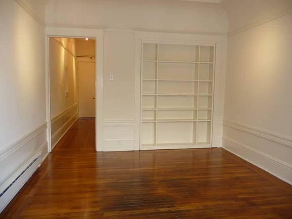 2nd image of 1171 Bush St APT 1