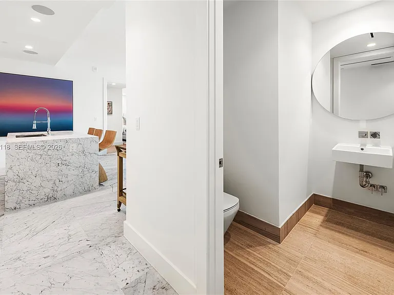 5775 Collins Ave #1405 — Photo 18