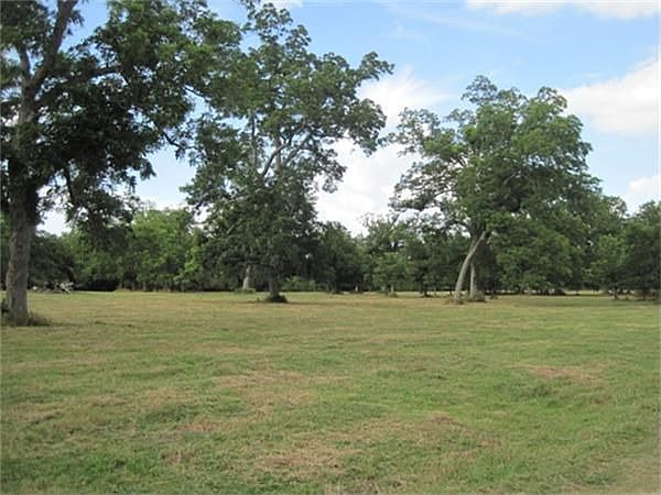 2nd image of 5830 Fm 723 Rd