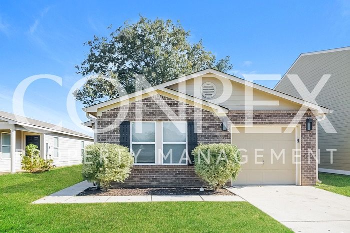 1st image of 285 Bermuda Lakes Dr