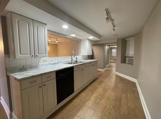 718 W Cornelia Ave #G, Chicago, IL 60657