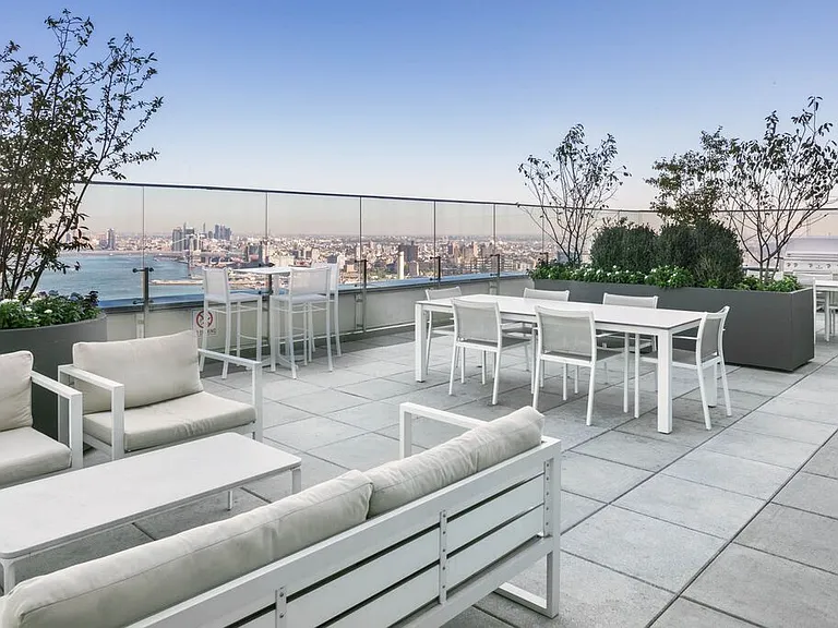 309 Gold St #AIR10A — Photo 8