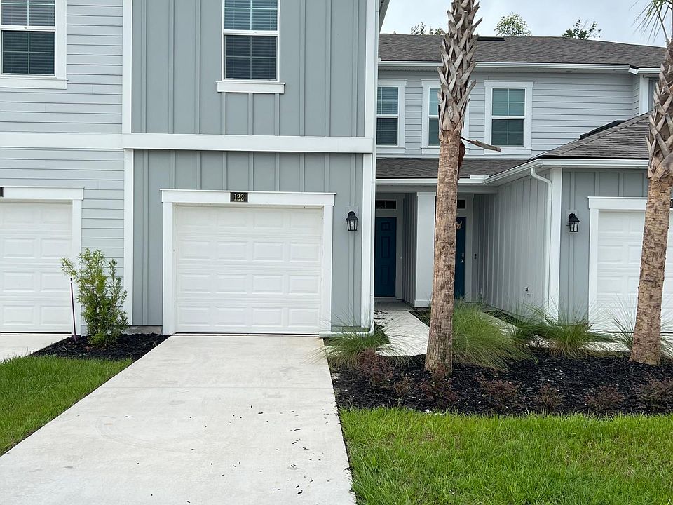 1st image of 122 Pasarela Dr