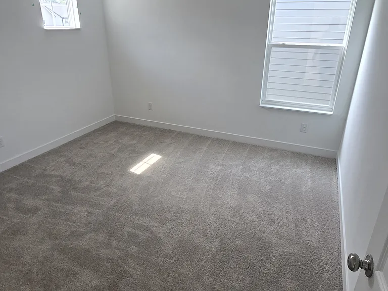 436 Eisenhower St — Photo 26