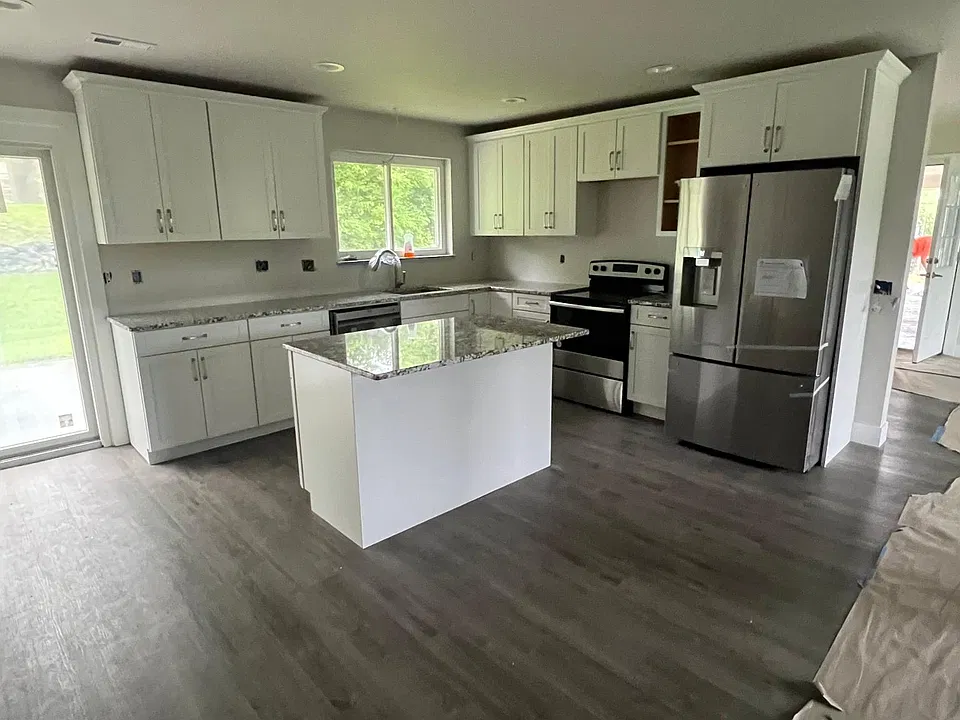 3064 Brookwood Cir