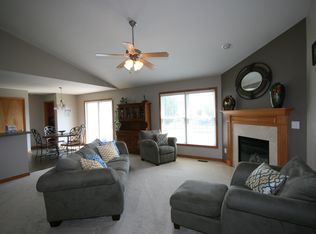 18 Sundance Dr, Mt Zion, IL