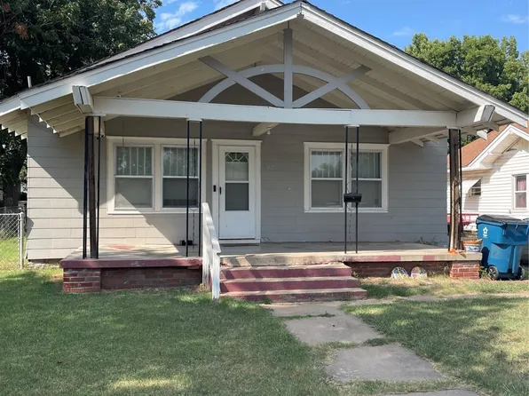 742 E Oak St, Cushing, OK 74023