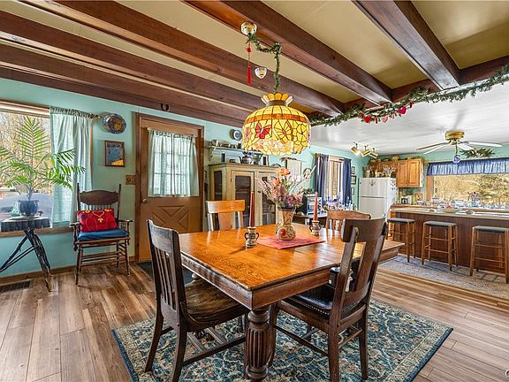 5th image of 225 Amberg Rd