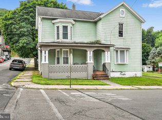 999 E Norwegian St, Pottsville, PA 17901