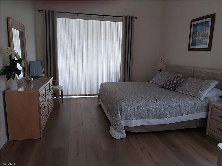 449 Dundee Ct — Photo 19