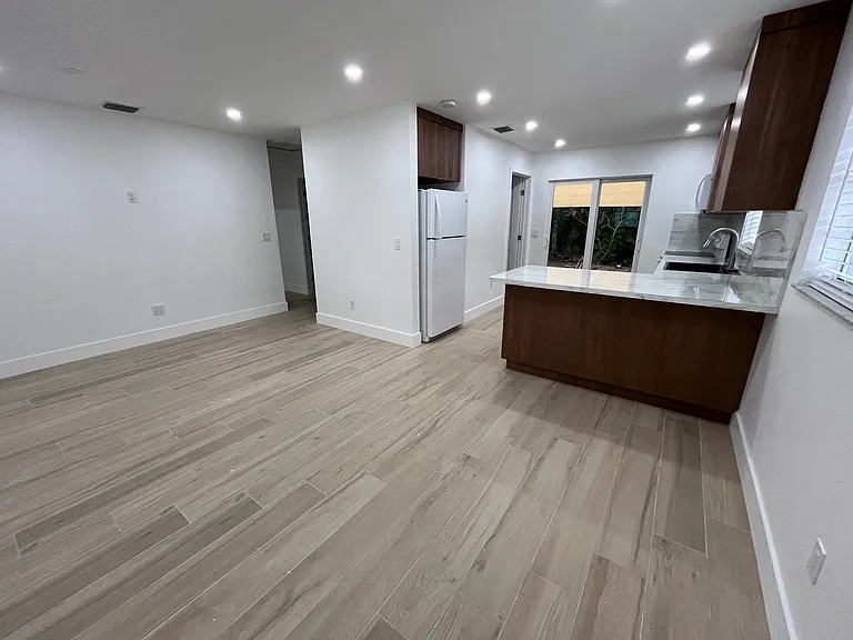 108 Caribbean Ave #2 — Photo 2