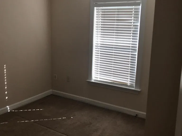 8010 Duck Pond Ter — Photo 11