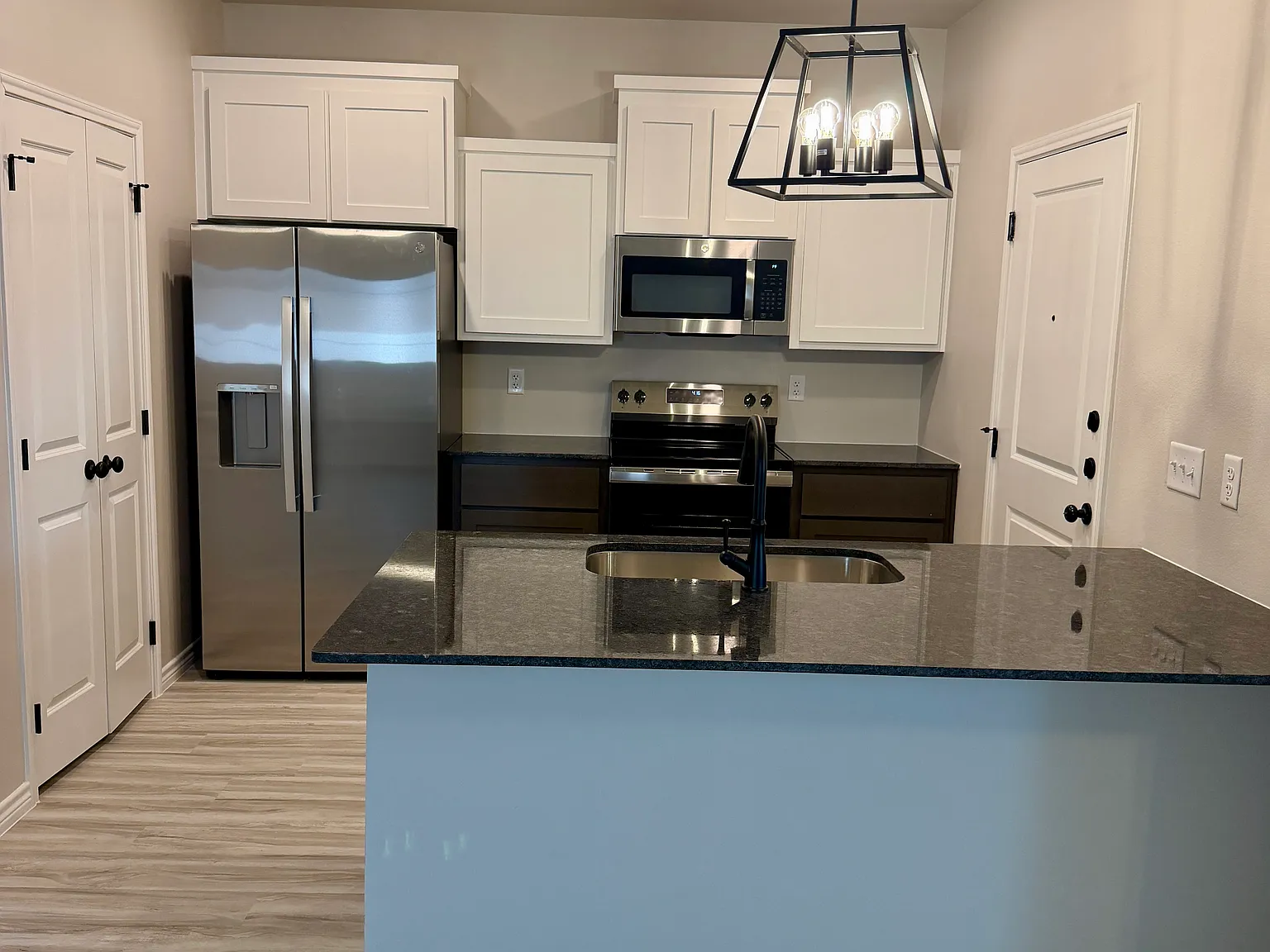 3 bed, 1253 sqft, $1,500 — Photo 3