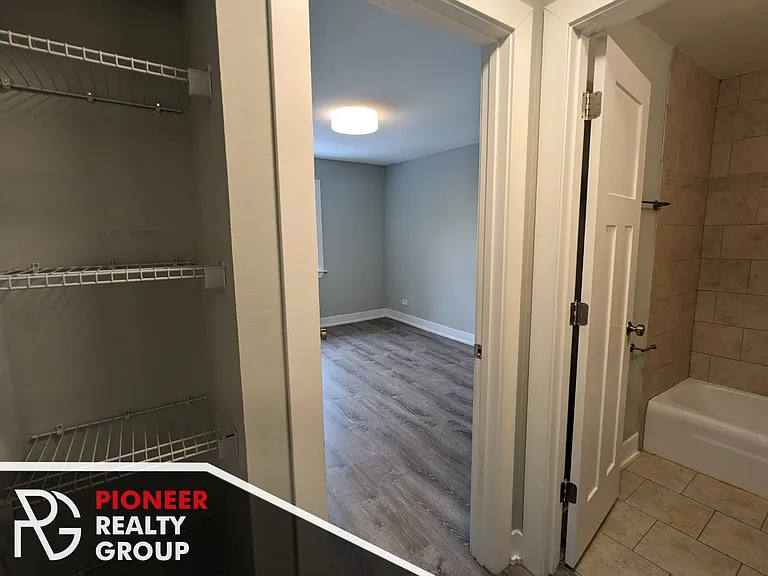 455 W Barry Ave #445-514 — Photo 8