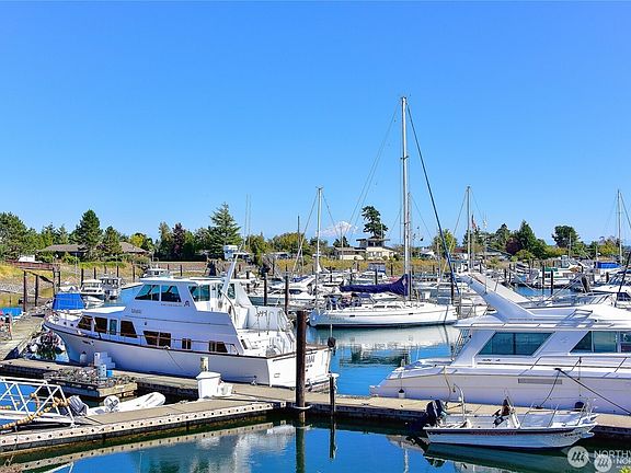 4th image of 8127 Comox Road