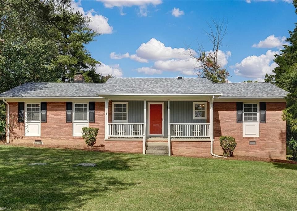 1st image of 3904 Plantation Dr