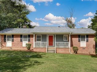 3904 Plantation Dr, Greensboro, NC 27410