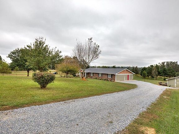4th image of 249 Cooper Rd SE