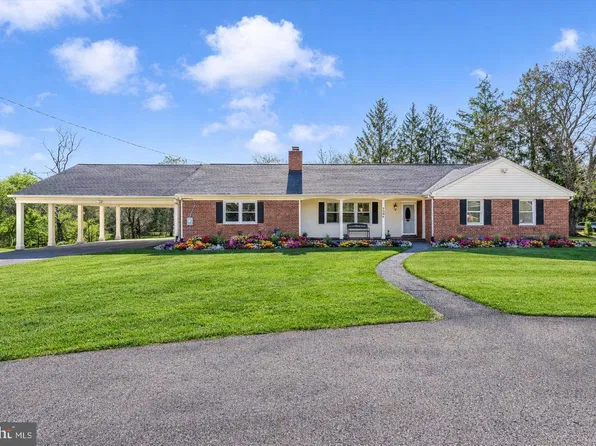 9504 Veirs Dr, Rockville, MD 20850