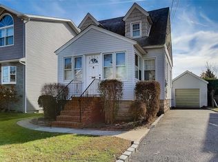 2538 Washington Blvd, Bellmore, NY 11710