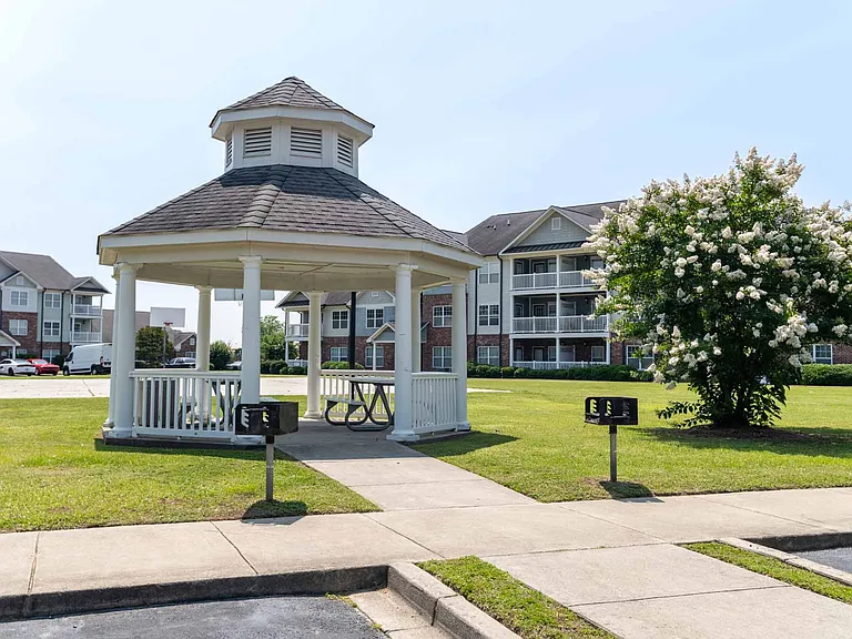 Hartsville Garden Apartments — Photo 6