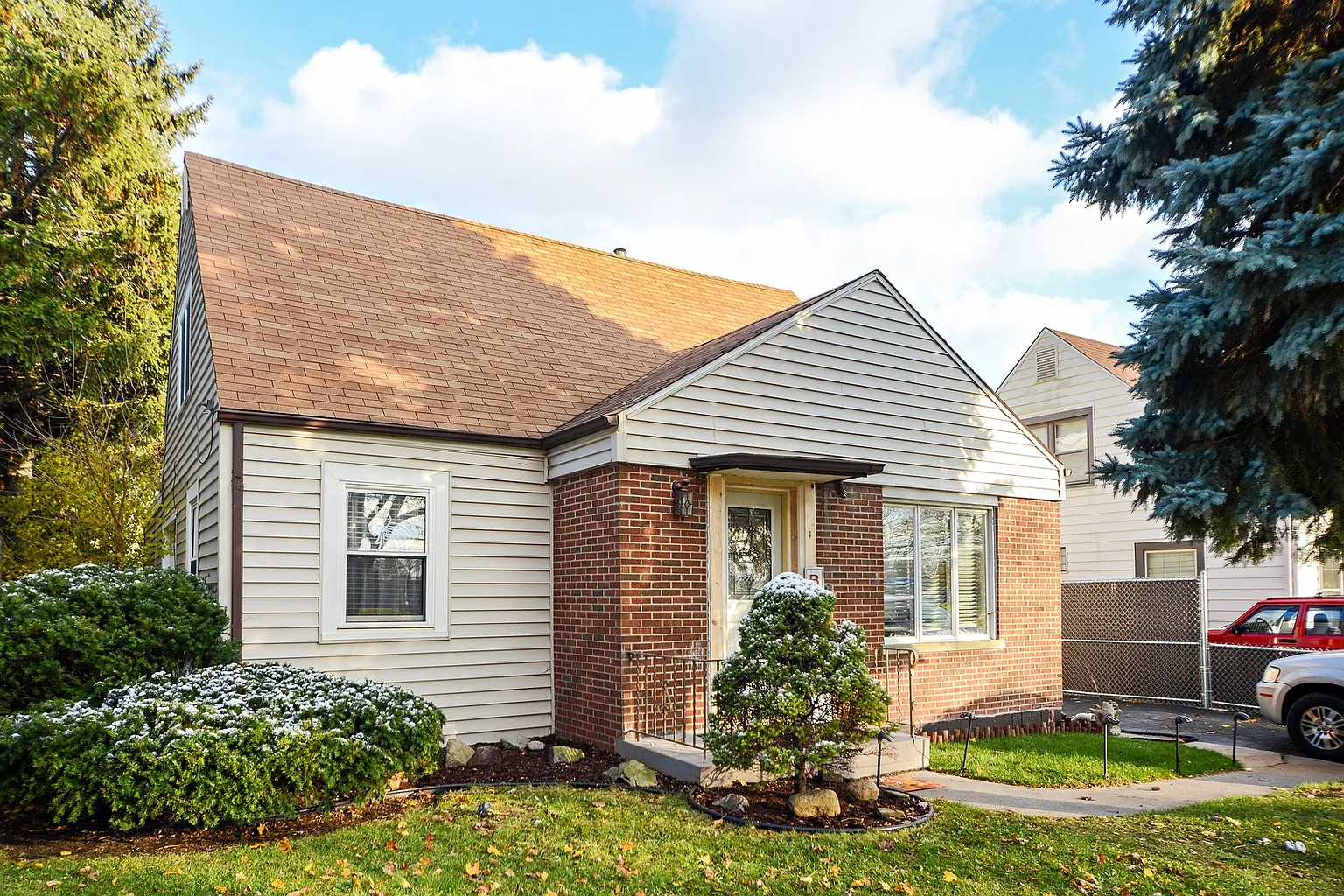 2509 Scott St photo 1