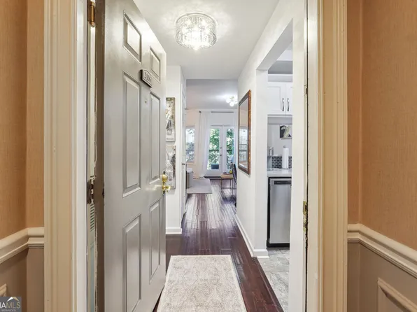 2106 River Green Dr NW, Atlanta, GA 30327