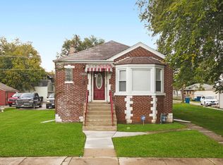 1635 S 21st Ave, Maywood, IL 60153