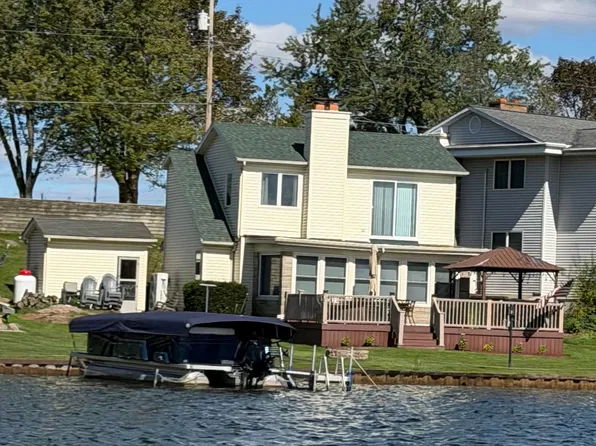6463 Morgan Rd, Osseo, MI 49266