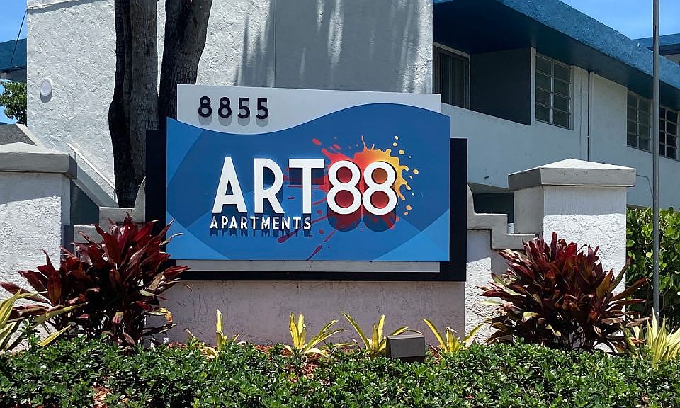 1st image of 8855 Fontainebleau Blvd #71-202