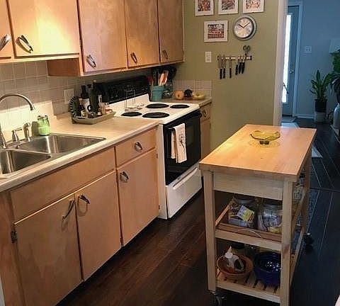 4th image of 1101 Highland Ave