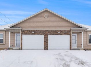 3010 Wyndham Dr, Flushing, MI 48433