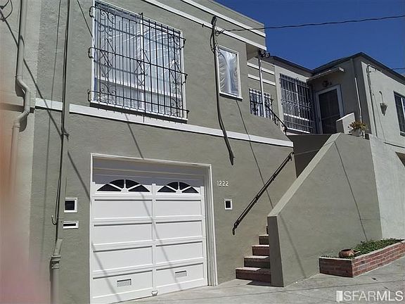 4th image of 1222 Hawes St