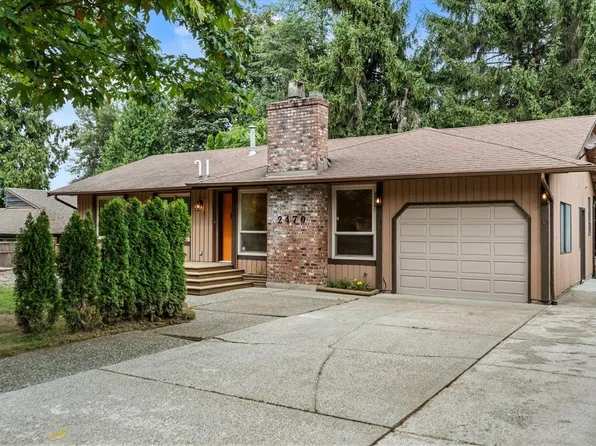 2470 Woodstock Dr, Abbotsford, BC V3G 2B6