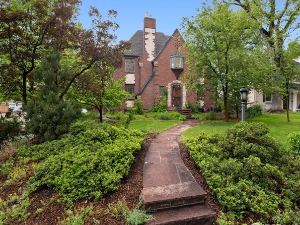 1601 Hudson St, Denver, CO 80220