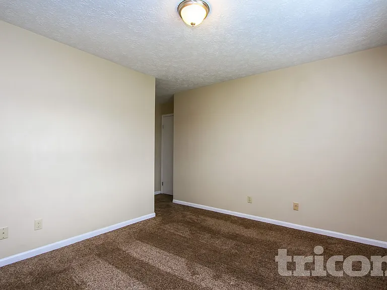 530 Quail Run — Photo 9
