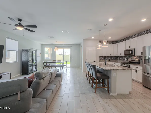657 E BUCKINGHAM Avenue, Gilbert, AZ 85297